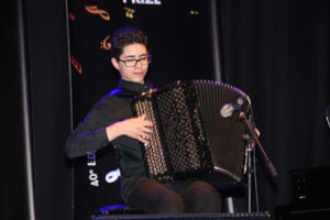 strumenti-musica-fisarmonica-accordion-daniele-carabetta-vincitore-coupe-mondiale-cia-2016-2-450x300